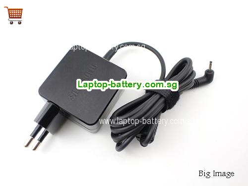 SAMSUNG 12V 2.2A Laptop AC Adapter