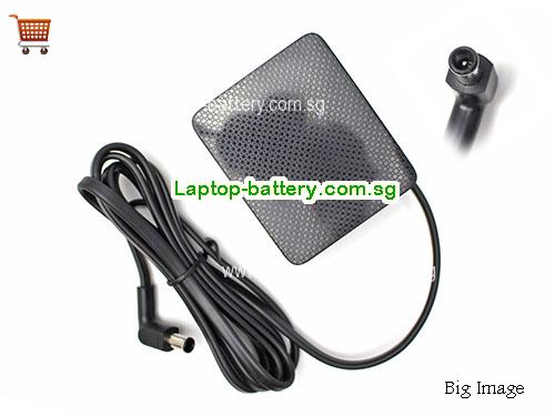 SAMSUNG 14V 1.79A Laptop AC Adapter