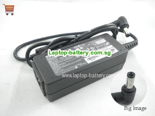 TOSHIBA 19V 1.58A Laptop AC Adapter